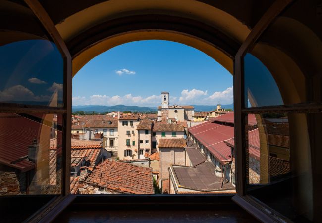 Lägenhet i Lucca - Panoramic penthouse with views and elevator in Lucca Lägenhet i Lucca - Panoramic penthouse with views and elevator in Lucca
