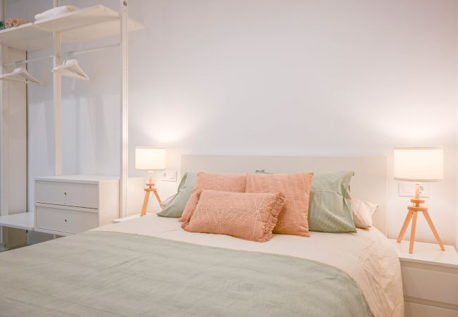 Lägenhet i Madrid - Apartamento Moderno en Acacias con Excelente Ubicación en el Centro de Madrid Temporal  Lägenhet i Madrid - Apartamento Moderno en Acacias con Excelente Ubicación en el Centro de Madrid Temporal