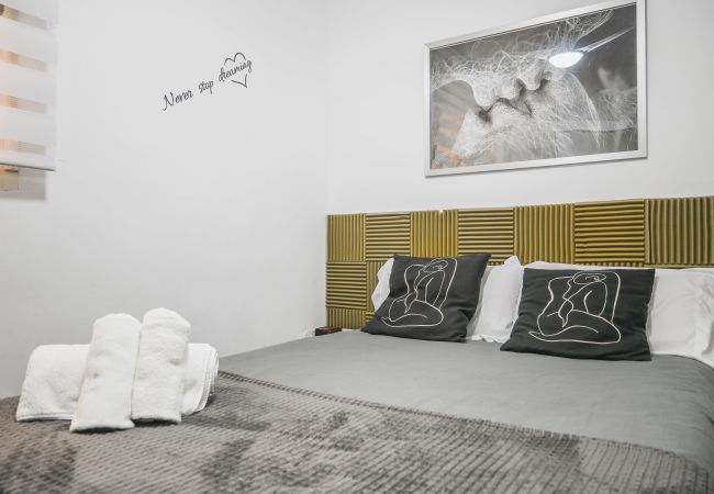 Lägenhet i Madrid -  Moderno y Cómodo Apartamento en el Centro de Madrid .Temporal  Lägenhet i Madrid -  Moderno y Cómodo Apartamento en el Centro de Madrid .Temporal