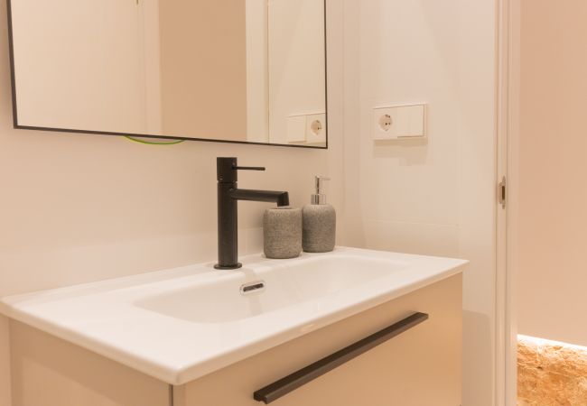 Lägenhet i Madrid - Elegante y Acogedor Apartamento con Encanto en Salamanca.Temporal Lägenhet i Madrid - Elegante y Acogedor Apartamento con Encanto en Salamanca.Temporal