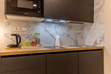 Studio i Madrid - El Capricho: Tu Refugio en Madrid con Encanto y Tranquilidad