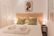 Lägenhet i Madrid - Elegante y luminoso piso en el corazón de Chamberí: Con balcones y amplios espacios