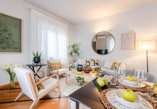Lägenhet i Lucca - The City Terrace Apartment: smart 2 bedrooms in Lucca Lägenhet i Lucca - The City Terrace Apartment: smart 2 bedrooms in Lucca