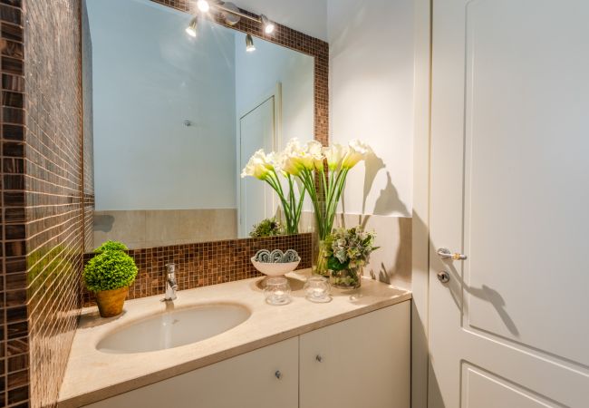 Lägenhet i Lucca - The City Terrace Apartment: smart 2 bedrooms in Lucca Lägenhet i Lucca - The City Terrace Apartment: smart 2 bedrooms in Lucca