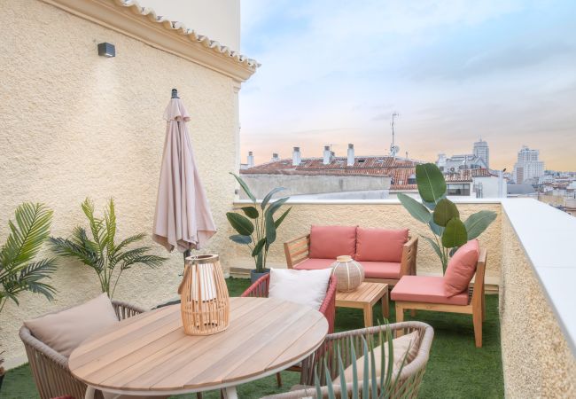 Lägenhet i Madrid - Ático con extraordinaria Terraza - Centro -Lujo - Alturas con sabor Mediterráneo Lägenhet i Madrid - Ático con extraordinaria Terraza - Centro -Lujo - Alturas con sabor Mediterráneo