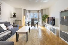 Lägenhet i Madrid - Amplio piso de 3 dormitorios y 2 baños en Residencial con Piscina, Pádel_ Madrid 