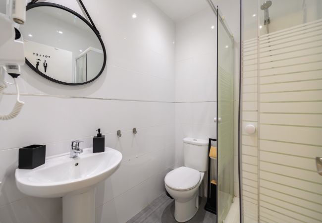 Hyra rum i Madrid - Shanghái: habitación con comodidad y zonas compartidas Gran Vía-Madrid.Temporal Hyra rum i Madrid - Shanghái: habitación con comodidad y zonas compartidas Gran Vía-Madrid.Temporal