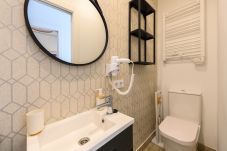 Hyra rum i Madrid - La Paz: Habitación con confort y esencia boliviana en Madrid. Temporal