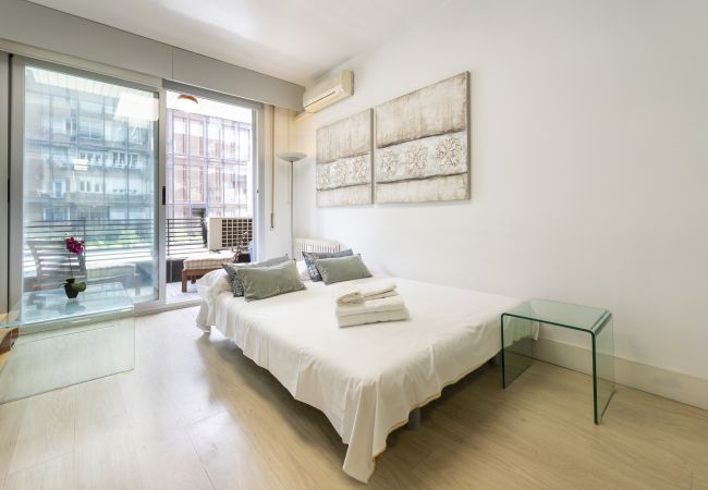 Lägenhet i Madrid - Piso de 1 dormitorio con terraza-Alquiler mensual en Madrid  Lägenhet i Madrid - Piso de 1 dormitorio con terraza-Alquiler mensual en Madrid