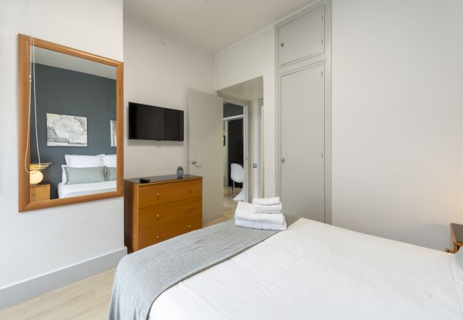 Lägenhet i Madrid - Piso de 1 dormitorio con terraza-Alquiler mensual en Madrid  Lägenhet i Madrid - Piso de 1 dormitorio con terraza-Alquiler mensual en Madrid