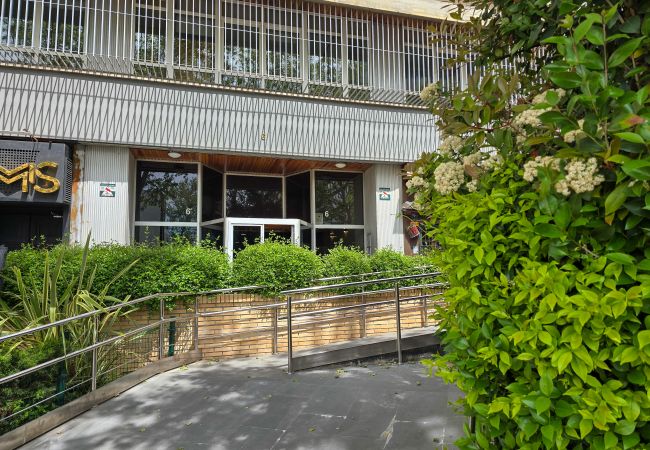 Lägenhet i Madrid - Alquiler Mensual en Madrid – Piso Exterior con 1 Dormitorio + Estudio y 2 Baños.Temporal Lägenhet i Madrid - Alquiler Mensual en Madrid – Piso Exterior con 1 Dormitorio + Estudio y 2 Baños.Temporal