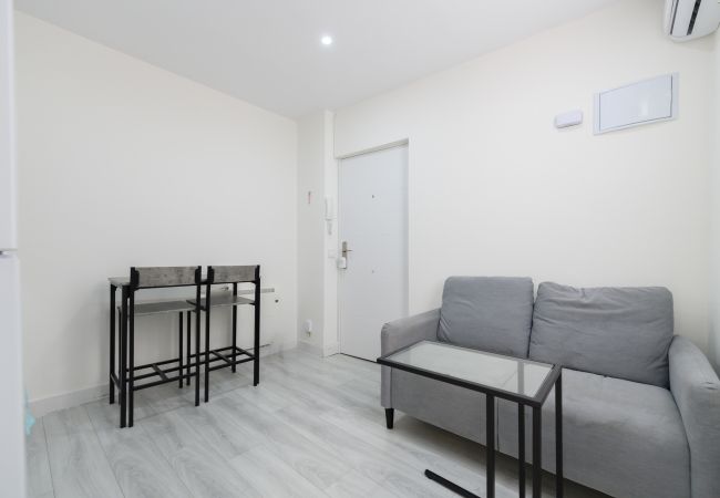 Lägenhet i Madrid - Alquiler Mensual en Madrid – Piso moderno de 1 dormitorio. Temporal  Lägenhet i Madrid - Alquiler Mensual en Madrid – Piso moderno de 1 dormitorio. Temporal