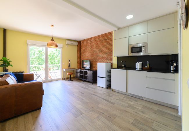 Studio i Madrid - Estudio con balcón – Todo lo que necesitas para una estancia perfecta en Madrid. Temporal Studio i Madrid - Estudio con balcón – Todo lo que necesitas para una estancia perfecta en Madrid. Temporal
