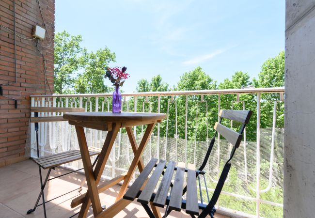 Studio i Madrid - Estudio con balcón – Todo lo que necesitas para una estancia perfecta en Madrid. Temporal Studio i Madrid - Estudio con balcón – Todo lo que necesitas para una estancia perfecta en Madrid. Temporal