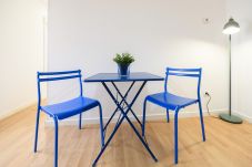 Lägenhet i Madrid - Piso de 1 Dormitorio en Chamartín-Madrid, Ideal para Parejas o Profesionales