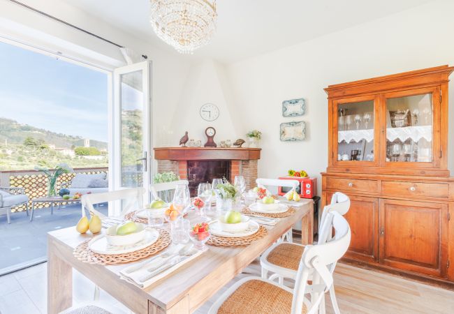 Villa i Massarosa - Smart and Convenient Sea View Villa with Pool in Lucca Villa i Massarosa - Smart and Convenient Sea View Villa with Pool in Lucca