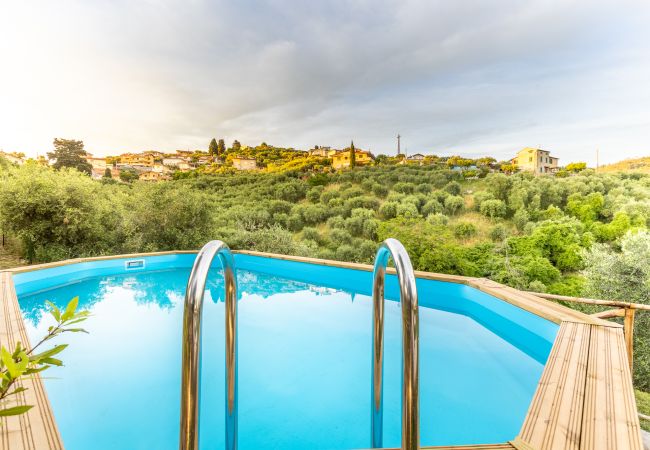 Villa i Massarosa - Smart and Convenient Sea View Villa with Pool in Lucca Villa i Massarosa - Smart and Convenient Sea View Villa with Pool in Lucca
