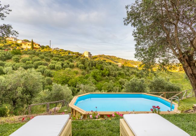 Villa i Massarosa - Smart and Convenient Sea View Villa with Pool in Lucca Villa i Massarosa - Smart and Convenient Sea View Villa with Pool in Lucca