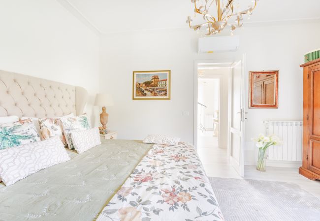Villa i Massarosa - Smart and Convenient Sea View Villa with Pool in Lucca Villa i Massarosa - Smart and Convenient Sea View Villa with Pool in Lucca
