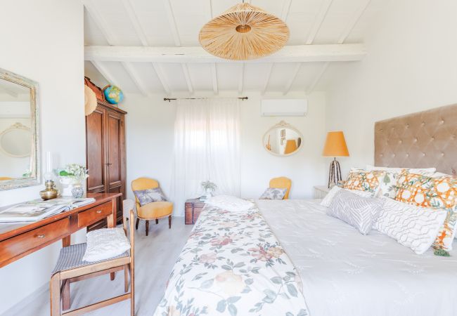Villa i Massarosa - Smart and Convenient Sea View Villa with Pool in Lucca Villa i Massarosa - Smart and Convenient Sea View Villa with Pool in Lucca