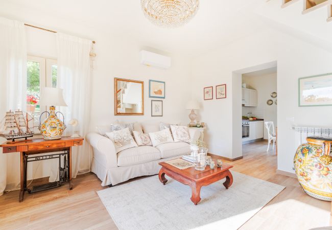 Villa i Massarosa - Smart and Convenient Sea View Villa with Pool in Lucca Villa i Massarosa - Smart and Convenient Sea View Villa with Pool in Lucca