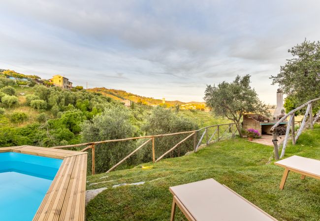 Villa i Massarosa - Smart and Convenient Sea View Villa with Pool in Lucca Villa i Massarosa - Smart and Convenient Sea View Villa with Pool in Lucca
