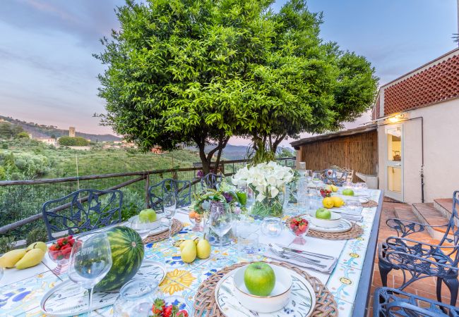 Villa i Massarosa - Smart and Convenient Sea View Villa with Pool in Lucca Villa i Massarosa - Smart and Convenient Sea View Villa with Pool in Lucca