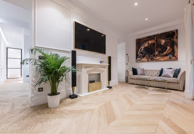 Lägenhet i Madrid - Exclusivo Piso de Lujo en el Barrio de Salamanca – Elegancia y Confort en el Corazón de Madrid .Temporal  Lägenhet i Madrid - Exclusivo Piso de Lujo en el Barrio de Salamanca – Elegancia y Confort en el Corazón de Madrid .Temporal