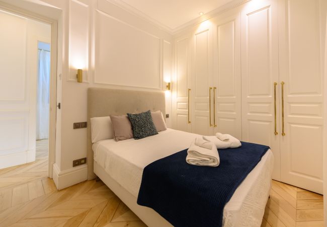 Lägenhet i Madrid - Exclusivo Piso de Lujo en el Barrio de Salamanca – Elegancia y Confort en el Corazón de Madrid .Temporal  Lägenhet i Madrid - Exclusivo Piso de Lujo en el Barrio de Salamanca – Elegancia y Confort en el Corazón de Madrid .Temporal