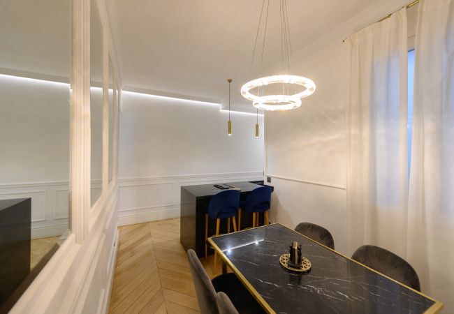 Lägenhet i Madrid - Exclusivo Piso de Lujo en el Barrio de Salamanca – Elegancia y Confort en el Corazón de Madrid .Temporal  Lägenhet i Madrid - Exclusivo Piso de Lujo en el Barrio de Salamanca – Elegancia y Confort en el Corazón de Madrid .Temporal