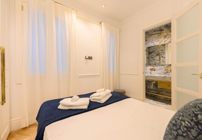 Lägenhet i Madrid - Exclusivo Piso de Lujo en el Barrio de Salamanca – Elegancia y Confort en el Corazón de Madrid .Temporal  Lägenhet i Madrid - Exclusivo Piso de Lujo en el Barrio de Salamanca – Elegancia y Confort en el Corazón de Madrid .Temporal