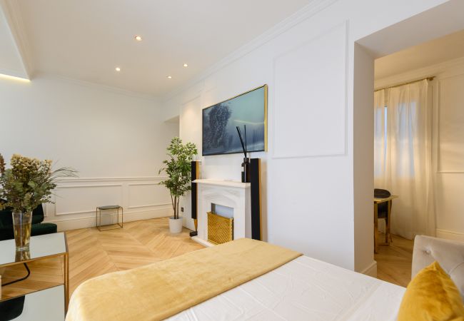 Lägenhet i Madrid - Exclusivo Piso de Lujo en el Barrio de Salamanca – Elegancia y Confort en el Corazón de Madrid .Temporal  Lägenhet i Madrid - Exclusivo Piso de Lujo en el Barrio de Salamanca – Elegancia y Confort en el Corazón de Madrid .Temporal