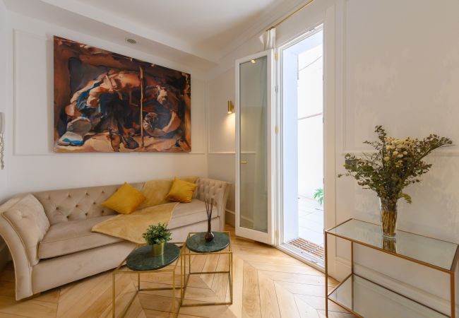  i Madrid - Exclusivo Piso de Lujo en el Barrio de Salamanca – Elegancia y Confort en el Corazón de Madrid