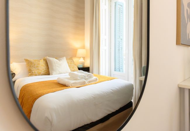 Lägenhet i Madrid - Apartamento de 1 dormitorio con balcón en el corazón de Madrid.Temporal Lägenhet i Madrid - Apartamento de 1 dormitorio con balcón en el corazón de Madrid.Temporal