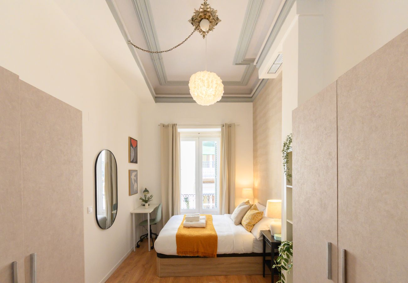 Lägenhet i Madrid - Apartamento de 1 dormitorio con balcón en el corazón de Madrid.Temporal Lägenhet i Madrid - Apartamento de 1 dormitorio con balcón en el corazón de Madrid.Temporal