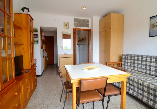 公寓 在 L'Escala - APARTAMENTO RIELLS DE MAR A6 1D 公寓 在 L'Escala - APARTAMENTO RIELLS DE MAR A6 1D