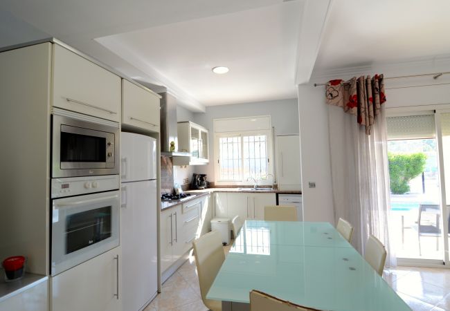 别墅 在 L'Escala - CASA PISCINA PRIVADA TERANYINA 3D 别墅 在 L'Escala - CASA PISCINA PRIVADA TERANYINA 3D