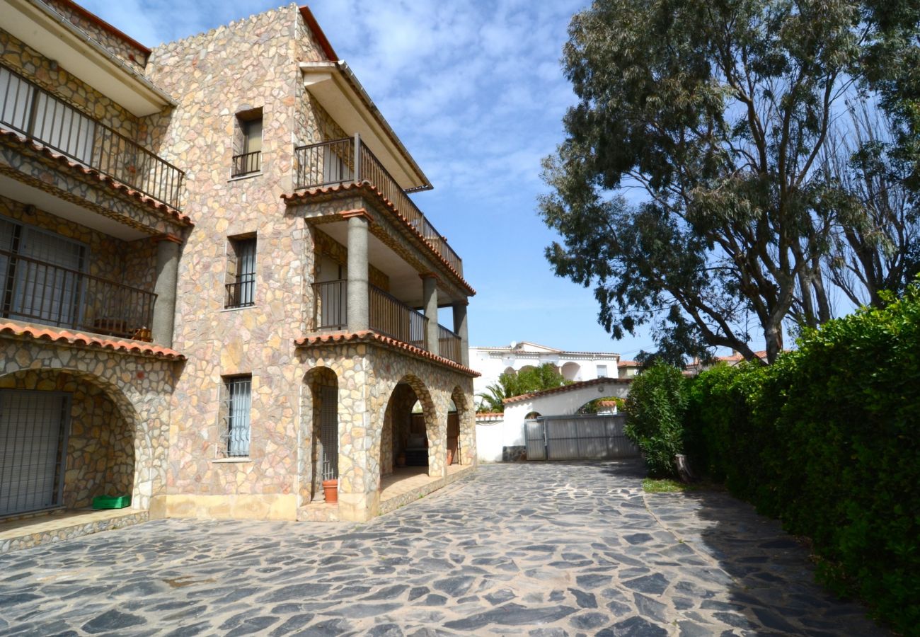 公寓 在 L'Escala - APARTAMENTO EMPORIUM AC. 2D 公寓 在 L'Escala - APARTAMENTO EMPORIUM AC. 2D