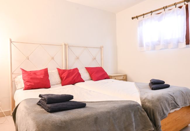 公寓 在 Madrid - GARDEN House Downtown MADRID CENTRO-IFEMA-AEROPUERTO. 2 ROOMS 6 PAX GARDEN 公寓 在 Madrid - GARDEN House Downtown MADRID CENTRO-IFEMA-AEROPUERTO. 2 ROOMS 6 PAX GARDEN
