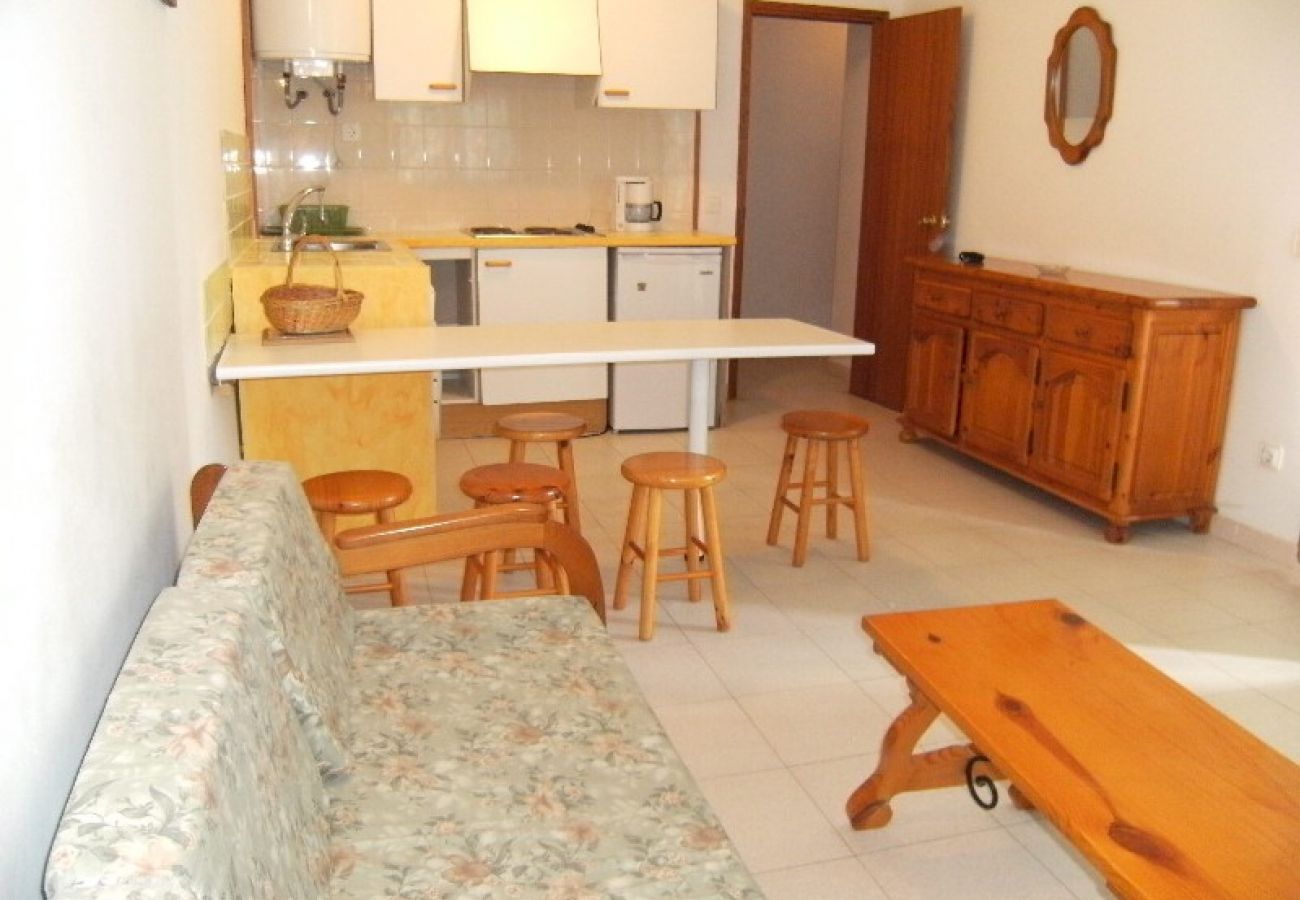 公寓 在 L'Escala - APARTAMENTOS CALA MONTGO 33 公寓 在 L'Escala - APARTAMENTOS CALA MONTGO 33