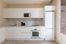 公寓 在 Barcelona - CALABRIA，宽敞，舒适的公寓，非常适合巴塞罗那市中心Eixample的家庭或团体。