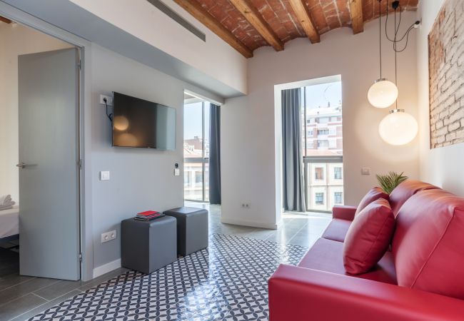  在 Barcelona - 巴塞罗那家庭豪华度假公寓，带露台和游泳池