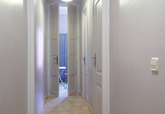 公寓 在 Barcelona - SANT ANTONI,巴塞罗那不错,安静,位于市中心的度假屋 公寓 在 Barcelona - SANT ANTONI,巴塞罗那不错,安静,位于市中心的度假屋