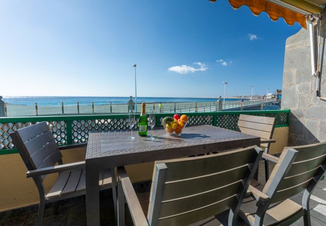  在 San Bartolomé de Tirajana - Las Burras Beach terrace&pool By CanariasGetaway 