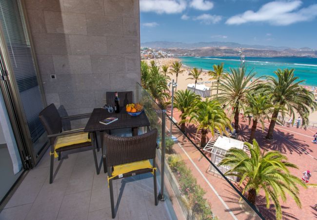  在 Las Palmas de Gran Canaria - Great balcony over blue sea By CanariasGetaway 