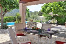 别墅 在 Campanet - Caselles de Baix 102 coqueta finca, con piscina privada, terraza, barbacoa y WiFi