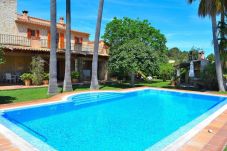 别墅 在 Binissalem - Can Bast 106 lujosa villa con piscina privada, sauna, jacuzzi, zona infantil y barbacoa