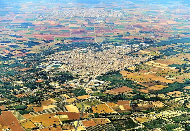 房屋 在 Muro - Cas Padri 130 fantástica casa con aire acondicionado, terraza espectacular, barbacoa y WiFi 房屋 在 Muro - Cas Padri 130 fantástica casa con aire acondicionado, terraza espectacular, barbacoa y WiFi