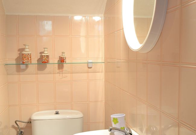 小屋 在 Can Picafort - Casa Alba 159 acogedora casa de vacaciones con jardín, terraza en zona residencial, barbacoa y WiFi 小屋 在 Can Picafort - Casa Alba 159 acogedora casa de vacaciones con jardín, terraza en zona residencial, barbacoa y WiFi