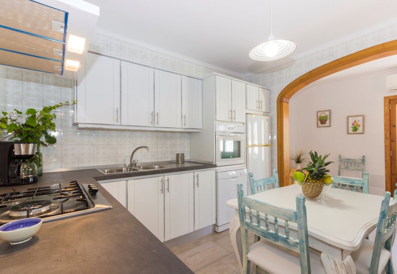 房屋 在 Santa Margalida - Can Cantino 213 fantástica casa de pueblo con piscina privada, aire acondicionado, terraza, barbacoa y WiFi 房屋 在 Santa Margalida - Can Cantino 213 fantástica casa de pueblo con piscina privada, aire acondicionado, terraza, barbacoa y WiFi